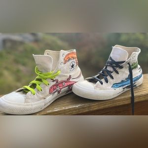 Boys lizard converse size 5. In good used condition.